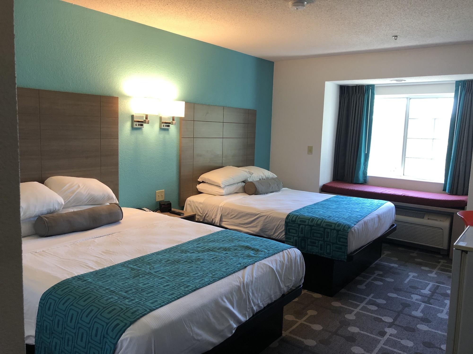 Red Lion Inn & Suites Elk Grove Village Eksteriør bilde