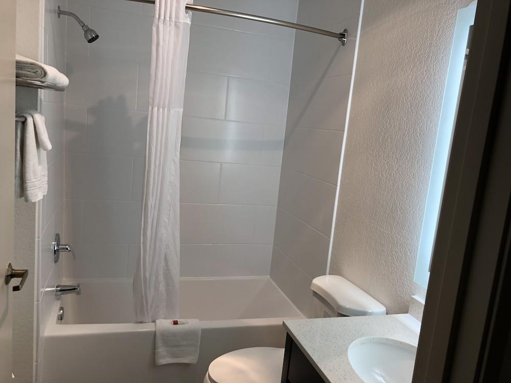 Red Lion Inn & Suites Elk Grove Village Eksteriør bilde